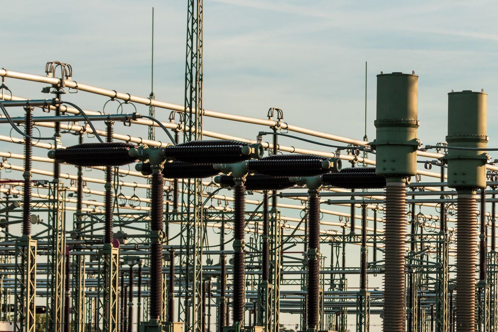 Équipements haute tension d'un poste électrique